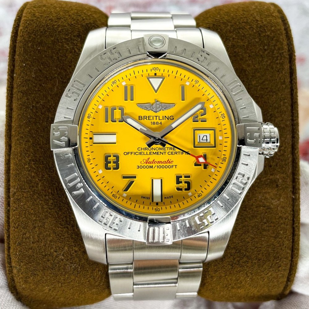Breitling Avenger II Seawolf 45mm – Yellow Dial – A17331 - Full Set - Serviced
